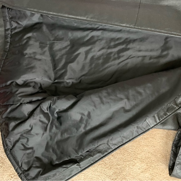 Full length Adolfo leather coat with opossum collar - Picture 10 of 14